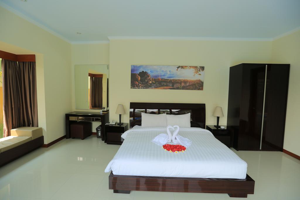Putri Bali Villa Seminyak  Exterior photo