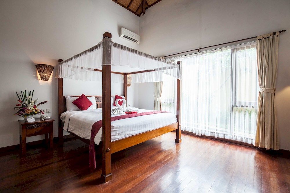 Putri Bali Villa Seminyak  Exterior photo
